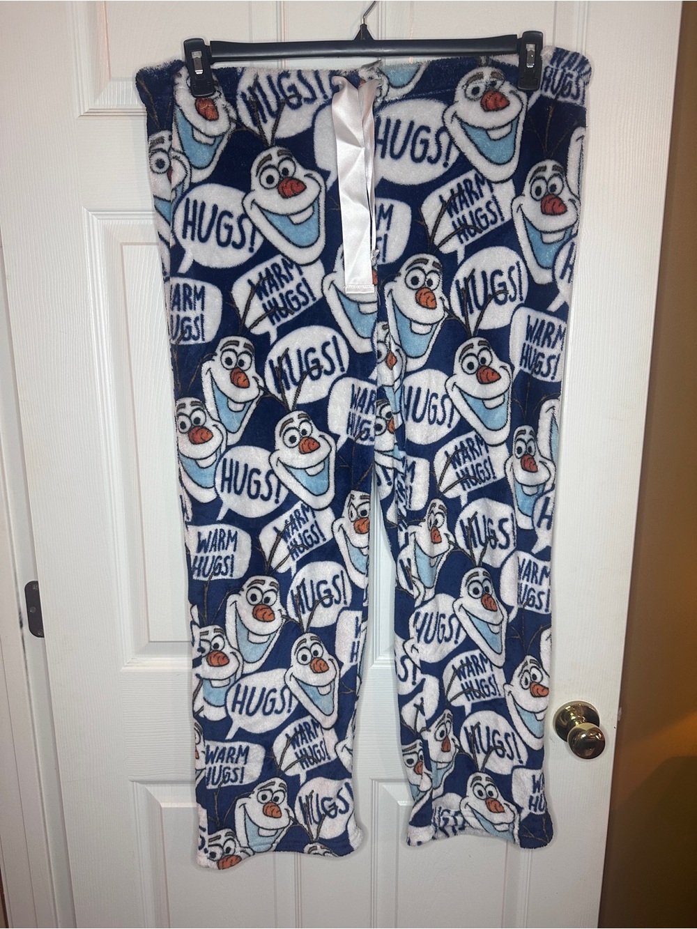 Disney Navy & White Olaf 'Warm Hugs' Fleece Pajama Pants